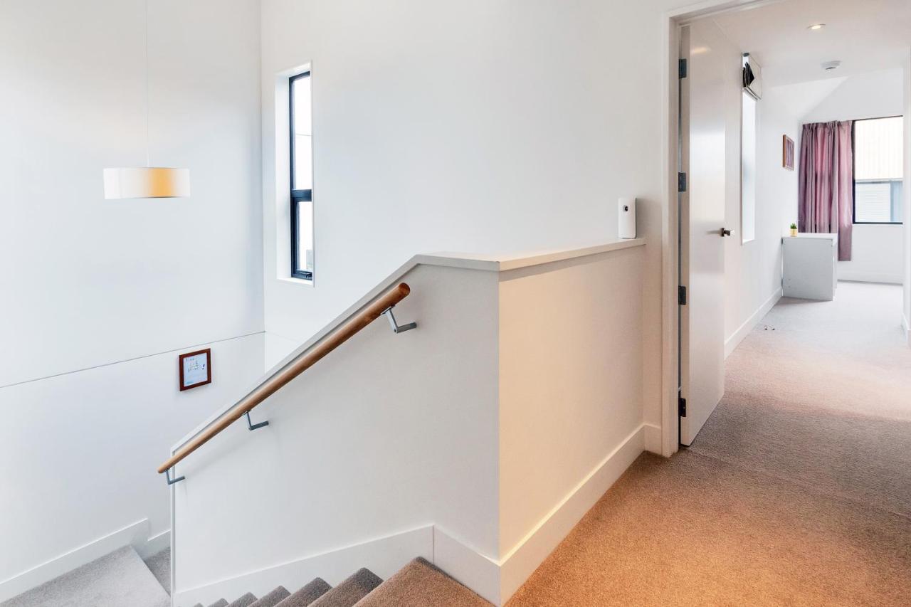 הוילה אוקלנד Blissful Breeze Townhouse With Parking And Patio מראה חיצוני תמונה